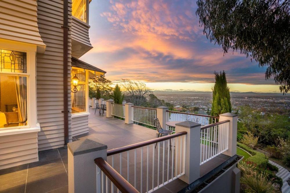 Hackthorne Gardens Luxury Accommodation Christchurch Bagian luar foto